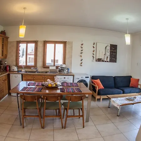 Villa Royal Oak House By Trulycyprus *