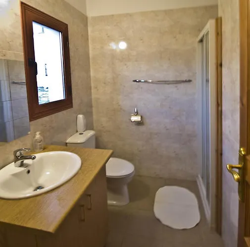 Royal Oak House By Trulycyprus Villa *