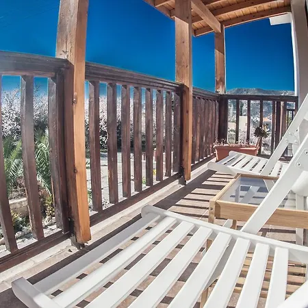 Royal Oak House By Trulycyprus * Lania