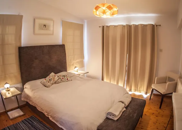 ヴィラ Royal Oak House By Trulycyprus *